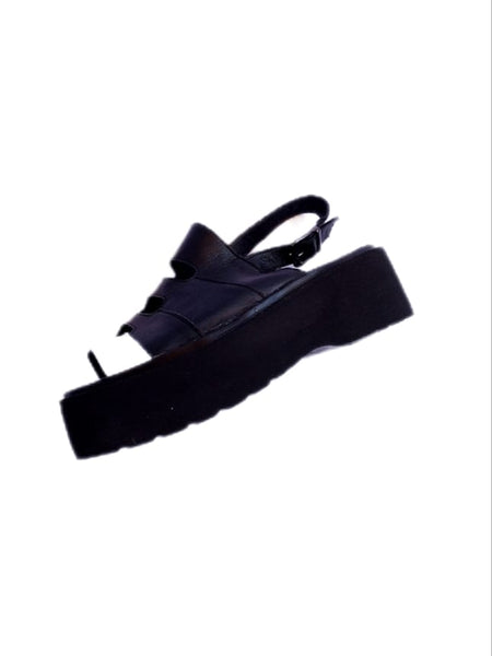 Siyah Beyaz Deri sandalet